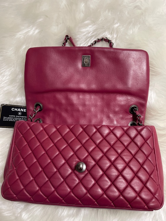 マトラッセ　ピンク（ブランドバッグ）の商品画像 - 査定依頼日：2025年9月5日 - 最高査定価格：370,000円