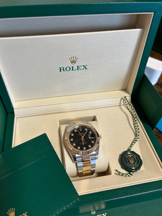 ロレックス デイトジャスト 126333G ダイヤモンドブラック フルーテッド おいす（高級時計）の商品画像 - 査定依頼日：2025年6月29日 - 最高査定価格：2,600,000円