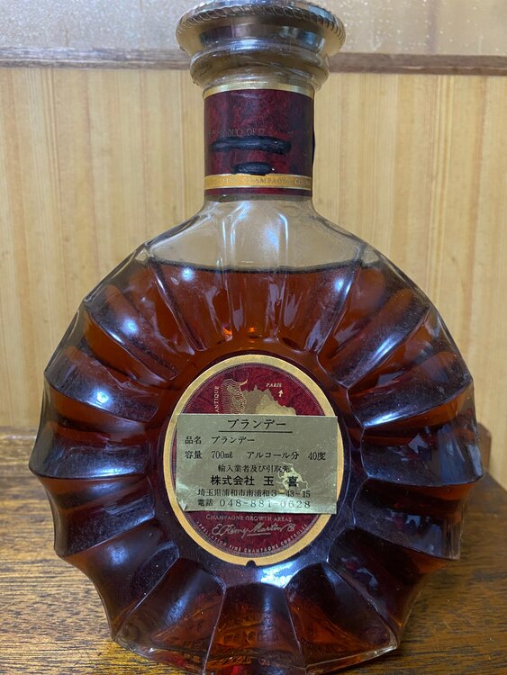 ブランデー レミーマルタン （お酒）の商品画像 - 査定依頼日：2025年4月29日 - 最高査定価格：7,000円