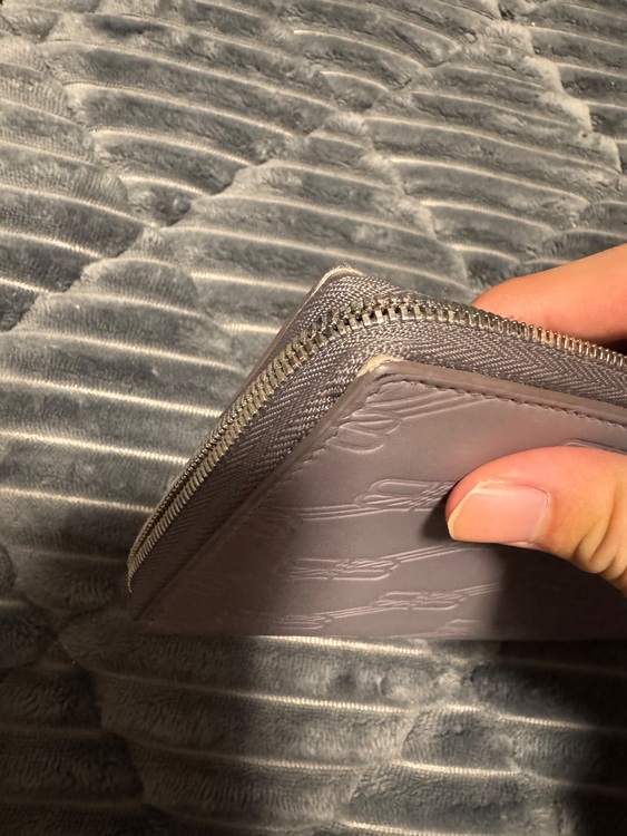 バレンシアガ  （ブランドバッグ）の商品画像 - 査定依頼日：2025年11月24日 - 最高査定価格：100,000円