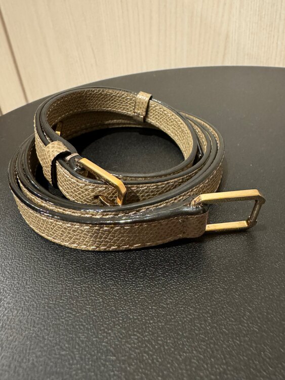 ヴァレクストラ  （ブランドバッグ）の商品画像 - 査定依頼日：2025年4月28日 - 最高査定価格：160,000円