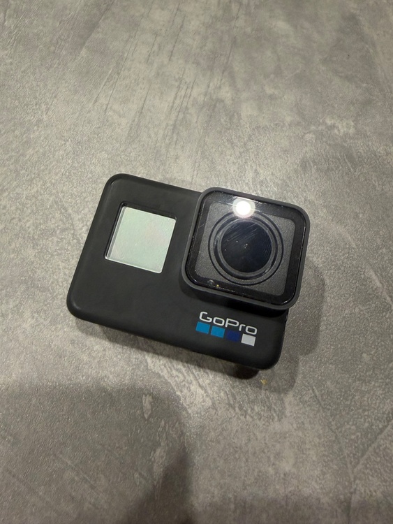 HERO6（カメラ）の商品画像 - 査定依頼日：2026年7月28日 - 最高査定価格：2,100円