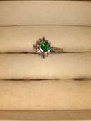 エメラルドかなくわしくないので遺品整理でみつけました（宝石）の商品画像 - 査定依頼日：2024年12月14日 - 最高査定価格：10,000円