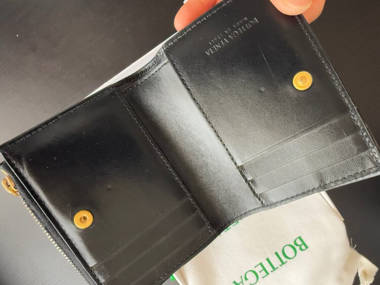 ボッテガ・ヴェネタ  （ブランドバッグ）の商品画像 - 査定依頼日：2025年2月20日 - 最高査定価格：50,000円