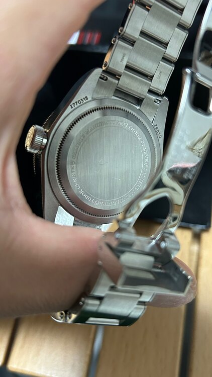 ブラックベイGMT（高級時計）の商品画像 - 査定依頼日：2025年3月26日 - 最高査定価格：400,000円