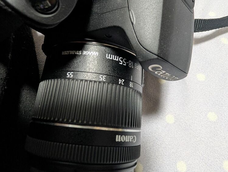 ioskiss10i（カメラ）の商品画像 - 査定依頼日：2025年10月22日 - 最高査定価格：81,000円