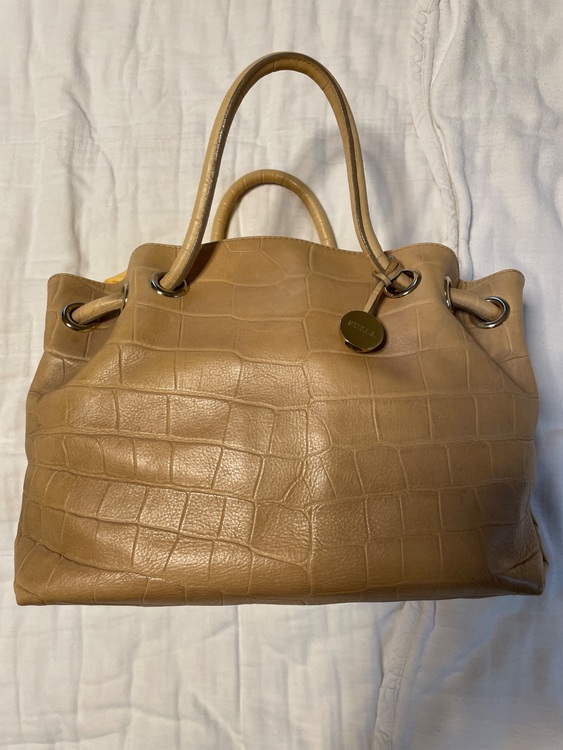 その他 フルラ （ブランドバッグ）の商品画像 - 査定依頼日：2025年10月4日 - 最高査定価格：2,000円