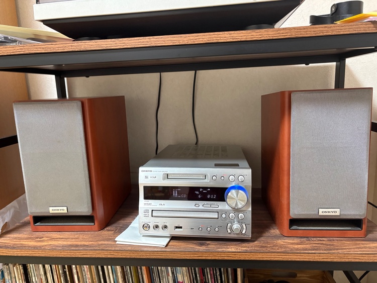 ONKYO FR-N7SX（オーディオ・スピーカー）の商品画像 - 査定依頼日：2026年2月1日 - 最高査定価格：1,000円