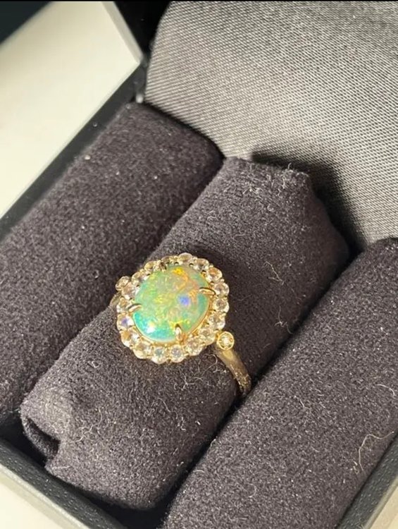 オパールリング（宝石）の商品画像 - 査定依頼日：2023年4月18日 - 最高査定価格：33,000円