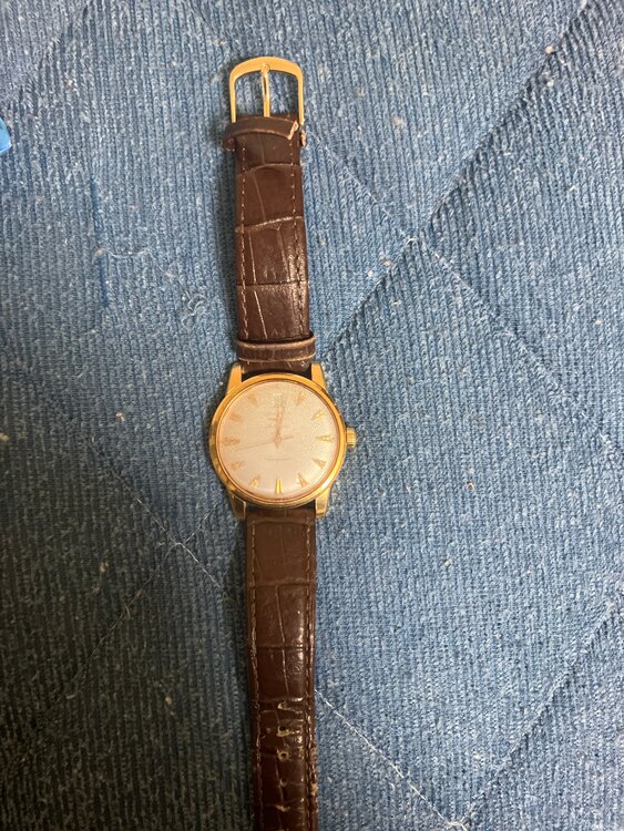 その他 ロンジン コンクエスト633 7920 18j（高級時計）の商品画像 - 査定依頼日：2025年4月4日 - 最高査定価格：350,000円