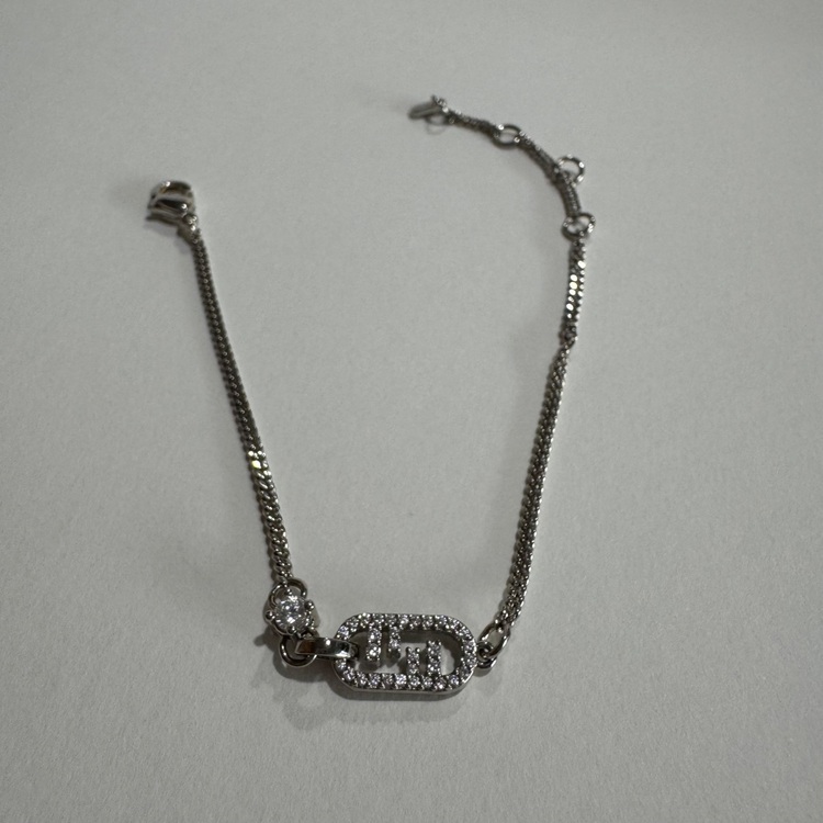 フェンディ  （ブランドバッグ）の商品画像 - 査定依頼日：2025年6月17日 - 最高査定価格：15,000円