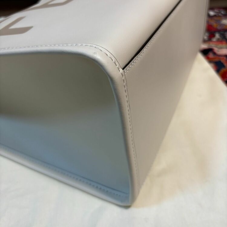 フェンディ  （ブランドバッグ）の商品画像 - 査定依頼日：2025年9月23日 - 最高査定価格：150,000円