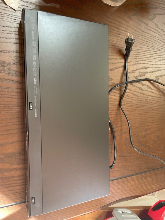 maxell アイヴィブルー  1TB 2チューナー ブルーレイレコーダー BI（家電）の商品画像 - 査定依頼日：2022年12月30日 - 最高査定価格：15,000円