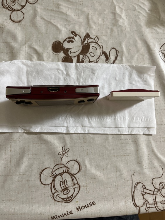 ゲームボーイミクロとカセット（ゲーム機本体・ゲームソフト）の商品画像 - 査定依頼日：2022年7月15日 - 最高査定価格：8,500円