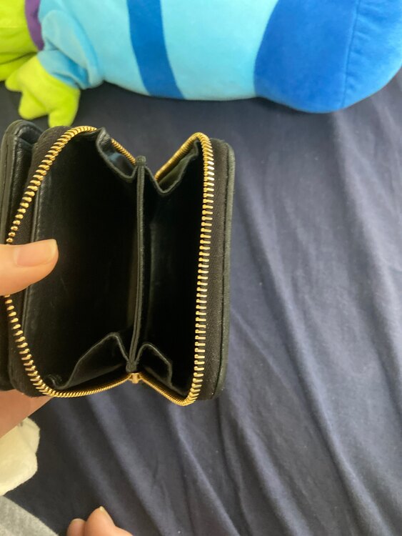 ミュウミュウ  （ブランドバッグ）の商品画像 - 査定依頼日：2025年2月7日 - 最高査定価格：10,000円