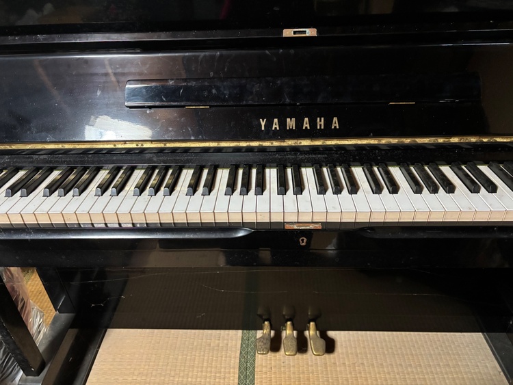 U1  G1692751（ピアノ・楽器・PA機材）の商品画像 - 査定依頼日：2026年4月30日 - 最高査定価格：20,000円