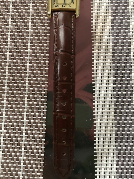 カルティエ タンク 15247（高級時計）の商品画像 - 査定依頼日：2026年3月3日 - 最高査定価格：280,000円