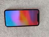 iphonXR64,コーラル（スマホ）の商品画像 - 査定依頼日：2023年11月18日 - 最高査定価格：14,000円