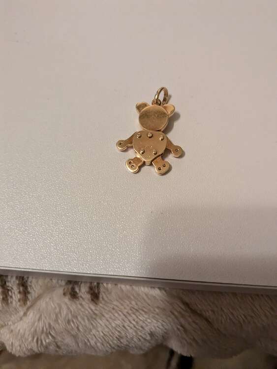 ポメラートくまペンダントトップ１８金（金・貴金属）の商品画像 - 査定依頼日：2025年5月15日 - 最高査定価格：200,000円