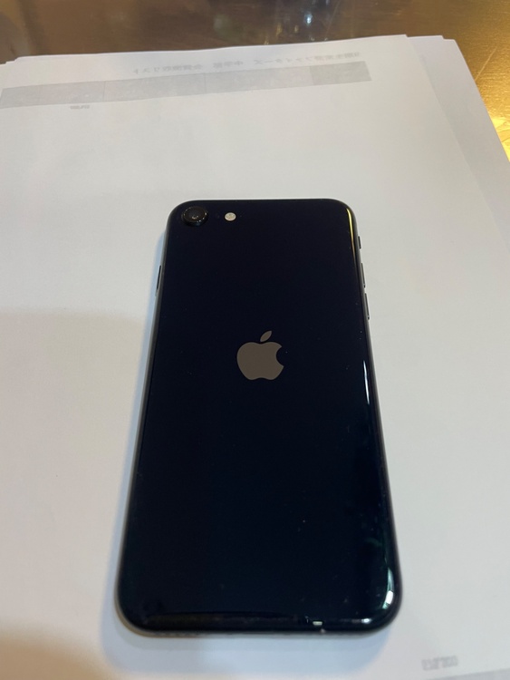 iPhone SE (第 3 世代) 64GB SIMフリー（スマホ）の商品画像 - 査定依頼日：2026年3月23日 - 最高査定価格：15,000円