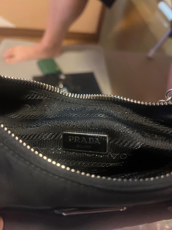 プラダ  （ブランドバッグ）の商品画像 - 査定依頼日：2025年12月13日 - 最高査定価格：180,000円