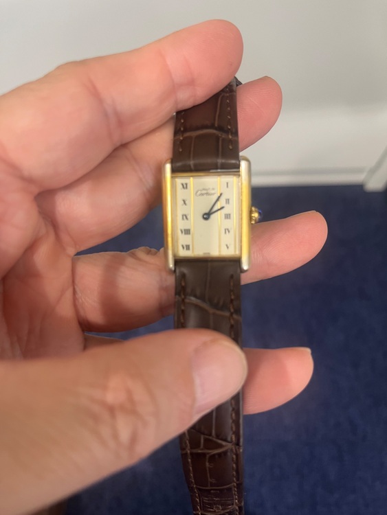 カルティエタンク　LMサイズ　縦ローマン（高級時計）の商品画像 - 査定依頼日：2025年10月27日 - 最高査定価格：220,000円