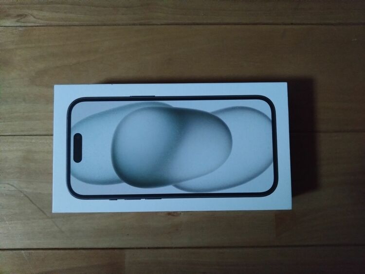 iPhone 15 128GB ブラック（スマホ）の商品画像 - 査定依頼日：2025年6月5日 - 最高査定価格：80,000円