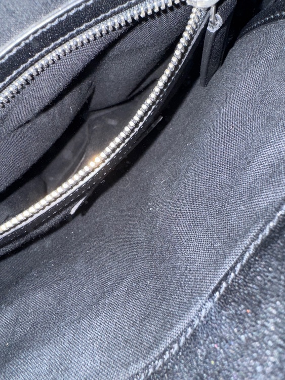 GNR421943・0216（ブランドバッグ）の商品画像 - 査定依頼日：2025年10月10日 - 最高査定価格：90,000円