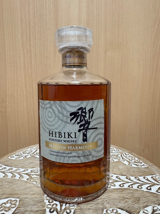 ウイスキー サントリー響 （お酒）の商品画像 - 査定依頼日：2026年1月7日 - 最高査定価格：170,000円