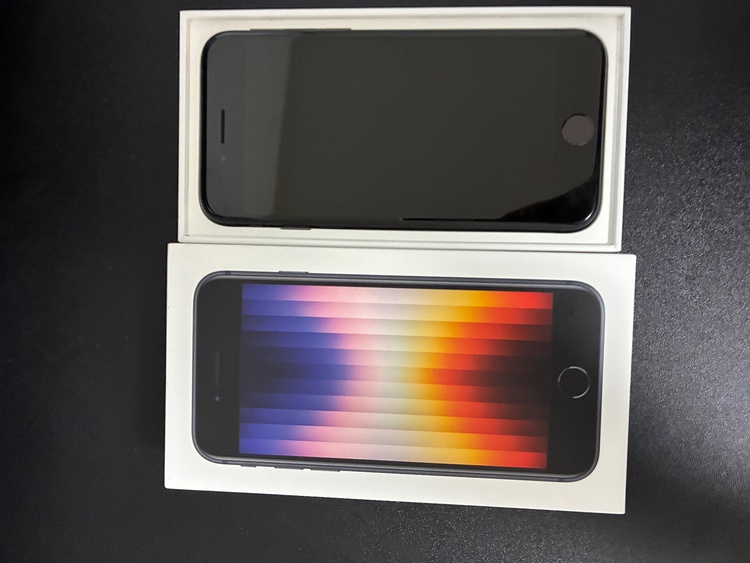 iPhone iPhone SE (第 3 世代) 128GB SIMフリー（スマホ）の商品画像 - 査定依頼日：2026年8月7日 - 最高査定価格：22,500円