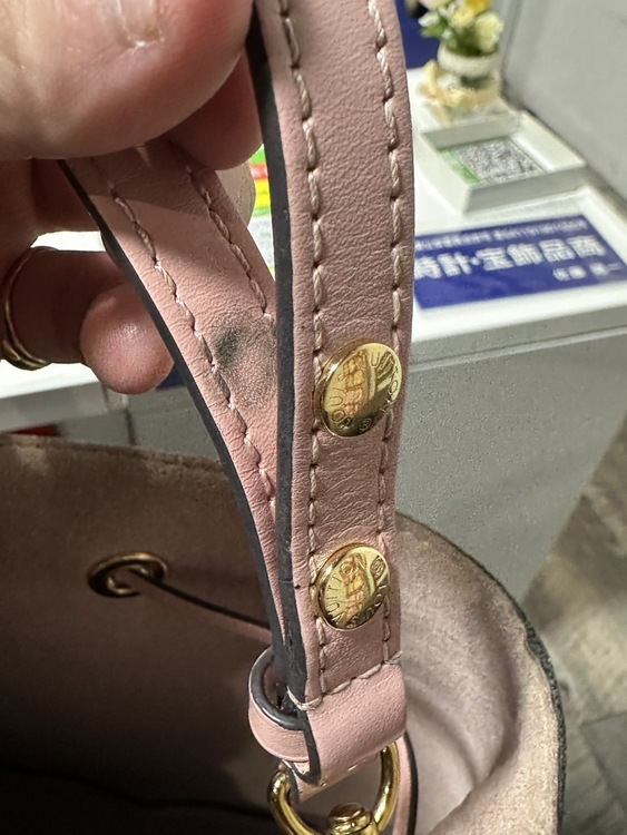 ネオノエ（ブランドバッグ）の商品画像 - 査定依頼日：2026年4月8日 - 最高査定価格：170,000円