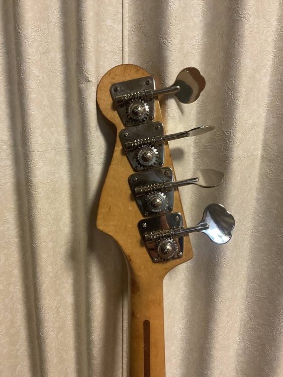 jazz bass 1974（ピアノ・楽器・PA機材）の商品画像 - 査定依頼日：2026年5月24日 - 最高査定価格：250,000円