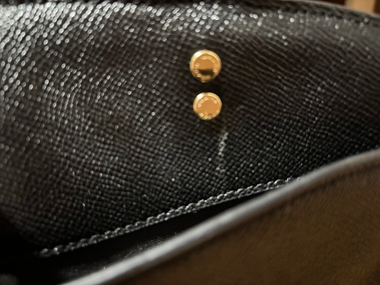 COACH ブラックレザー ショルダーバッグ（ブランドバッグ）の商品画像 - 査定依頼日：2025年3月23日 - 最高査定価格：2,000円