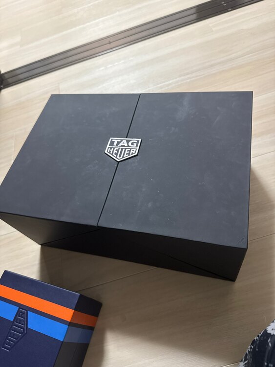 タグホイヤー モナコ （高級時計）の商品画像 - 査定依頼日：2025年4月29日 - 最高査定価格：700,000円