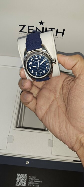 ブティック エディション パイロット オートマティック（高級時計）の商品画像 - 査定依頼日：2026年2月25日 - 最高査定価格：650,000円