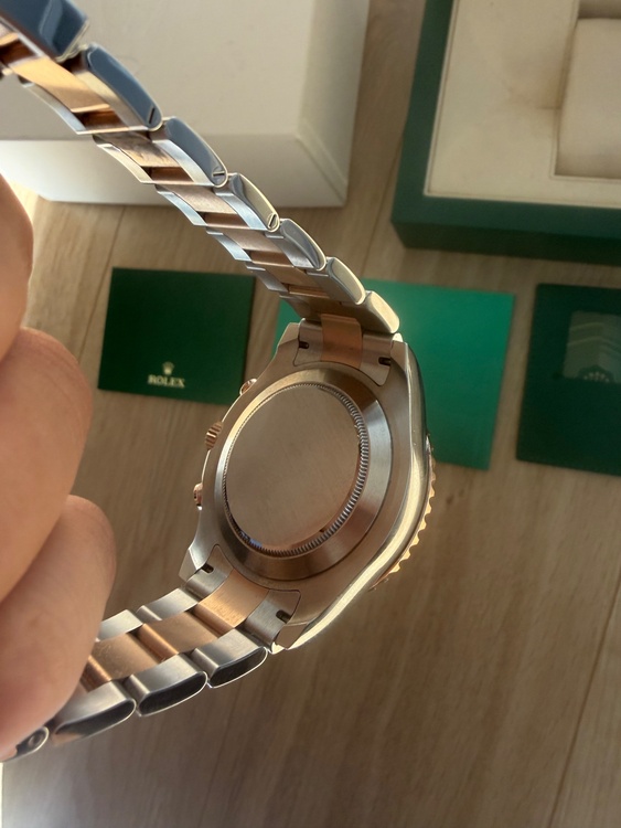 ロレックス ヨットマスター （高級時計）の商品画像 - 査定依頼日：2026年1月17日 - 最高査定価格：3,730,000円