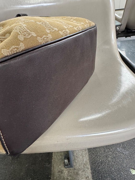 ブギー（ブランドバッグ）の商品画像 - 査定依頼日：2025年10月8日 - 最高査定価格：35,000円