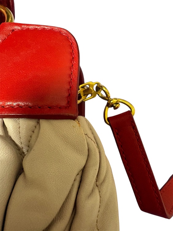 Matelassé（ブランドバッグ）の商品画像 - 査定依頼日：2026年3月5日 - 最高査定価格：20,000円