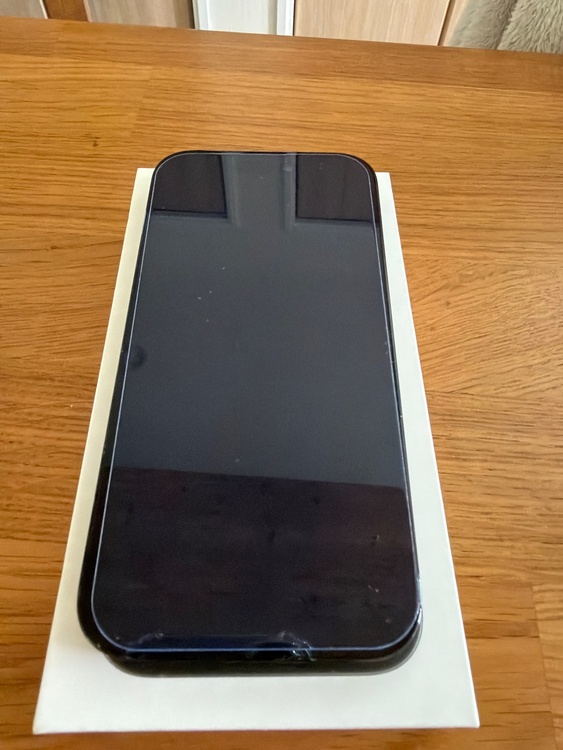 iPhone 14 Pro 128GB SIMフリー（スマホ）の商品画像 - 査定依頼日：2026年4月19日 - 最高査定価格：61,000円