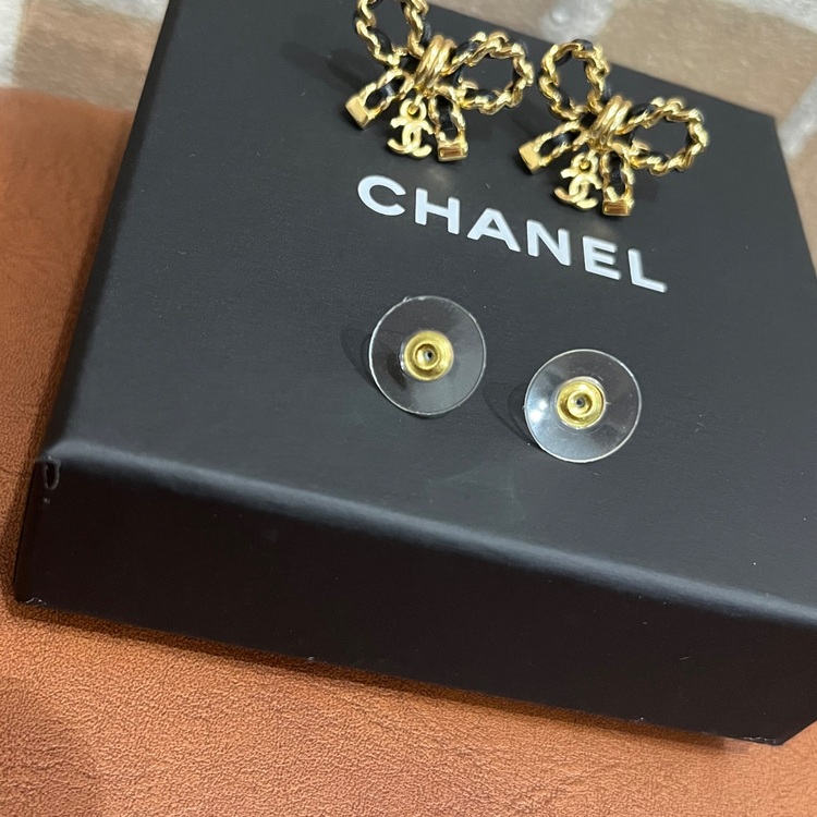 CHANEL ピアス（金・貴金属）の商品画像 - 査定依頼日：2025年8月29日 - 最高査定価格：42,000円