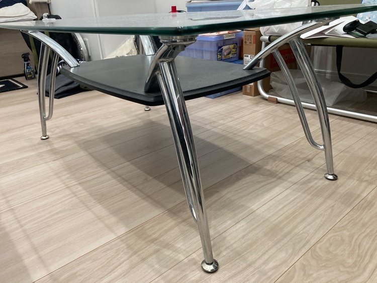 ガラステーブル（家具・寝具）の商品画像 - 査定依頼日：2026年2月23日 - 最高査定価格：3,000円