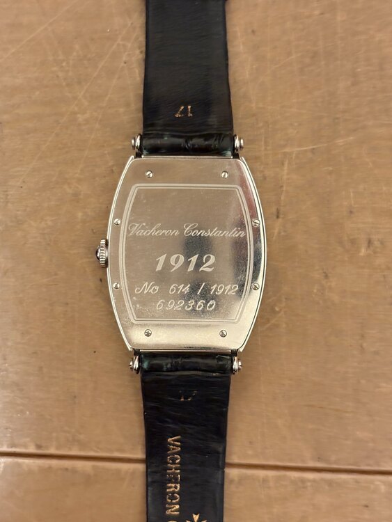 ヴァシュロン コンスタンタン その他 （高級時計）の商品画像 - 査定依頼日：2025年5月14日 - 最高査定価格：500,000円