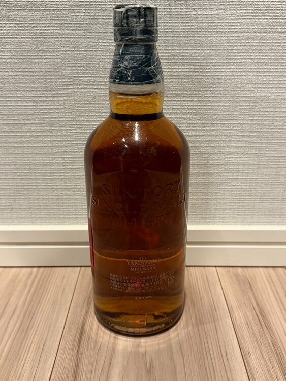 サントリー 山崎 18年 ミズナラ 2017 エディション 700ml（お酒）の商品画像 - 査定依頼日：2026年8月18日 - 最高査定価格：220,000円