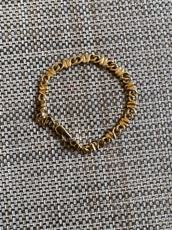 ティファニー　プレスレット（金・貴金属）の商品画像 - 査定依頼日：2023年9月23日 - 最高査定価格：100,000円