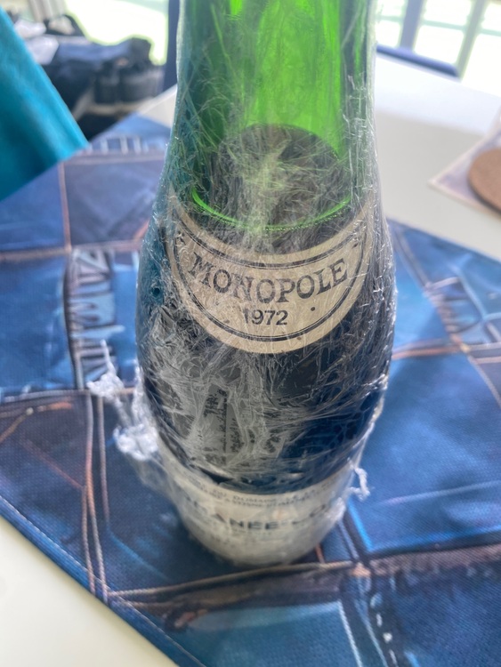 ロマネ コンティ (ドメーヌ ド ラ ロマネ コンティ)	1972	（お酒）の商品画像 - 査定依頼日：2025年8月30日 - 最高査定価格：1,000,000円