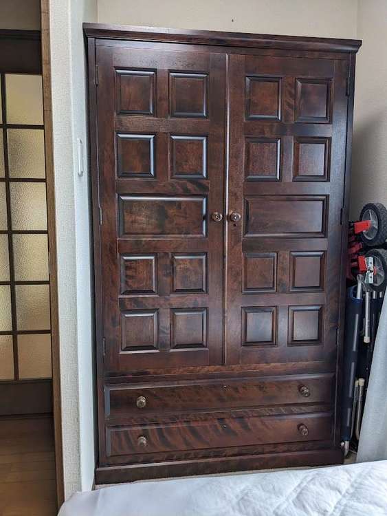 北海道民芸家具　洋服ダンス（家具・寝具）の商品画像 - 査定依頼日：2023年4月26日 - 最高査定価格：1,000円