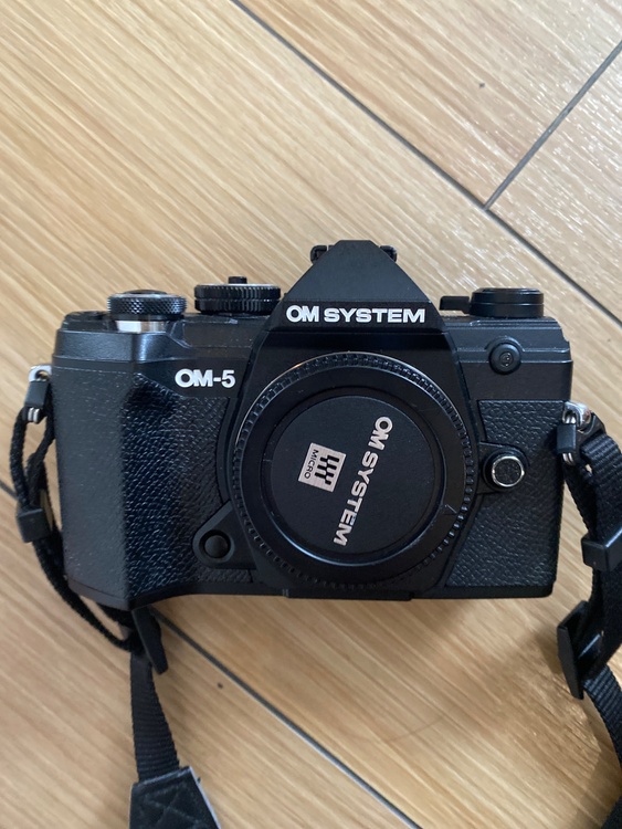 OM-5（カメラ）の商品画像 - 査定依頼日：2026年4月27日 - 最高査定価格：95,000円