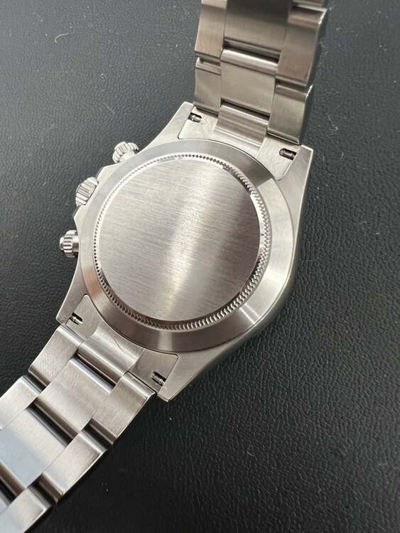 ロレックス デイトナ 116500LN（高級時計）の商品画像 - 査定依頼日：2025年4月23日 - 最高査定価格：4,000,000円