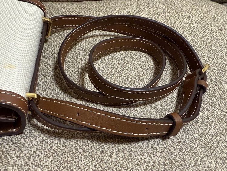 その他 バーバリー （ブランドバッグ）の商品画像 - 査定依頼日：2025年11月10日 - 最高査定価格：22,000円