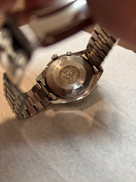 オメガ スピードマスター 596702（高級時計）の商品画像 - 査定依頼日：2026年3月1日 - 最高査定価格：270,000円